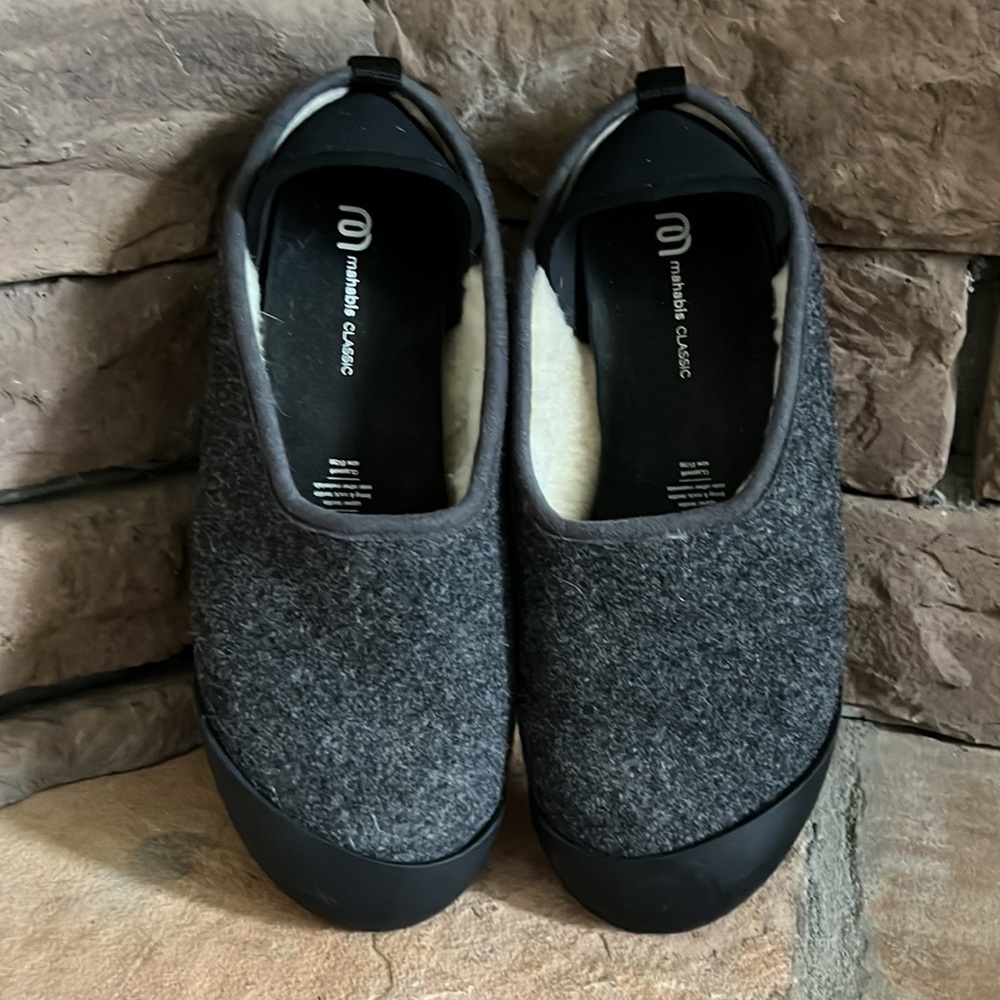 Mahabis Classic Slippers Dark Gray & Black - SZ 39 or 8